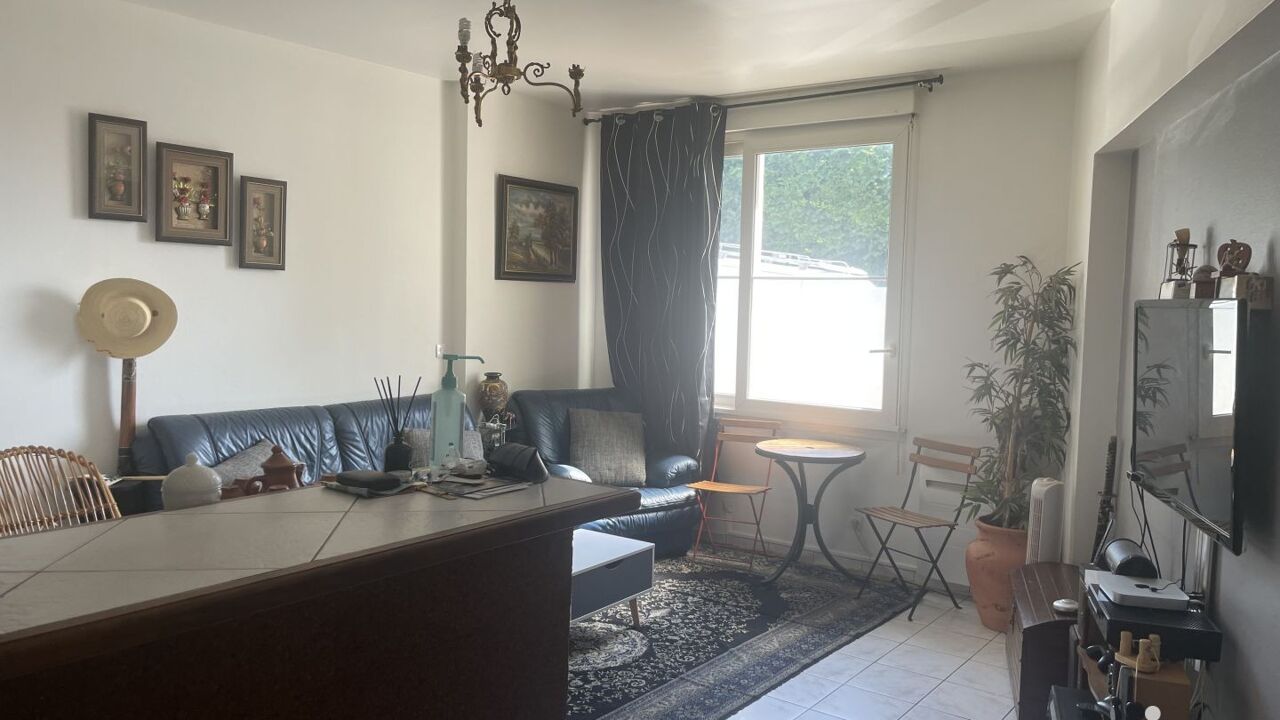 appartement 2 pièces 34 m2 à vendre à Villeneuve-le-Roi (94290)