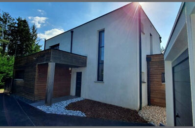 vente maison 688 000 € à proximité de Étival-Clairefontaine (88480)