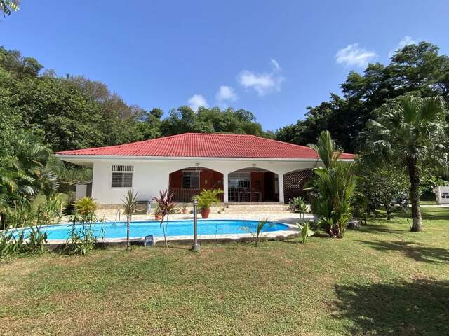 VILLA - CAYENNE — photo du bien