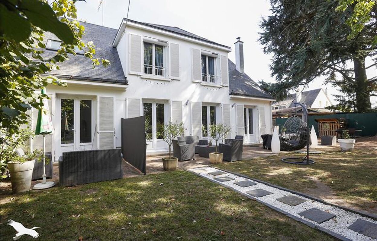 maison 9 pièces 181 m2 à vendre à Joué-Lès-Tours (37300)
