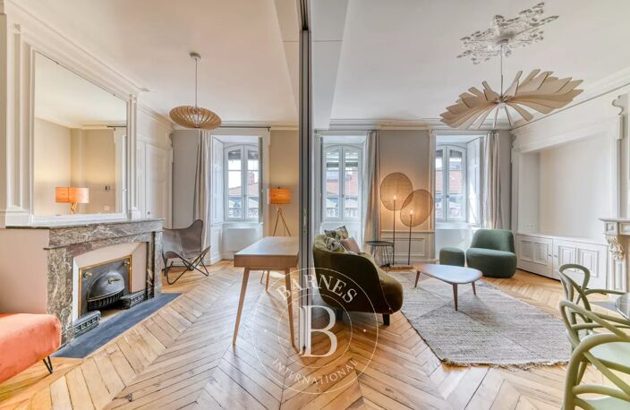 Lyon 2 - Bellecour - Appartement d'exception meublé de 82,39 m² - Cave - Grenier - 3 Chambres — photo 2