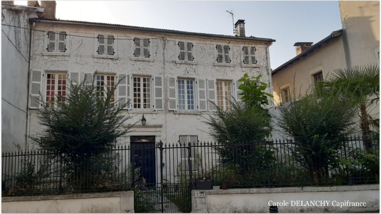 maison 8 pièces 286 m2 à vendre à Hagetmau (40700)