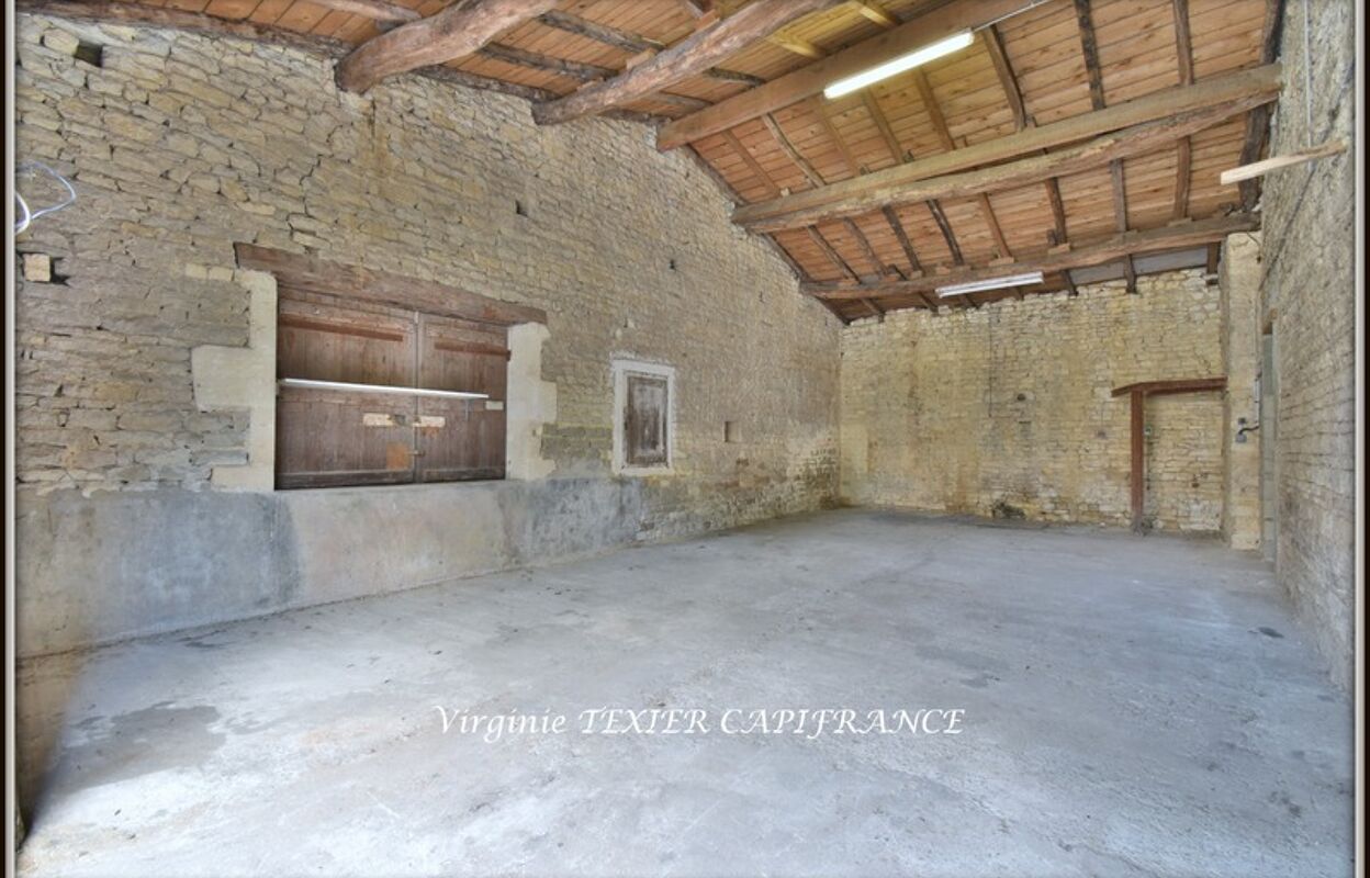 immeuble  pièces 51 m2 à vendre à Asnières-la-Giraud (17400)