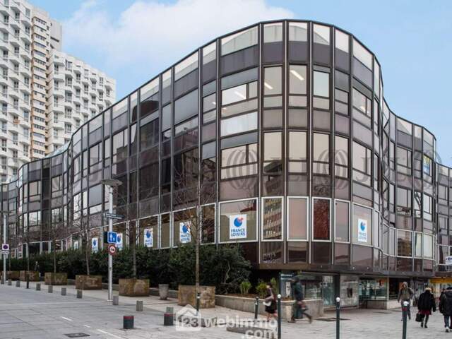 Local - 120m² - Rennes — photo du bien