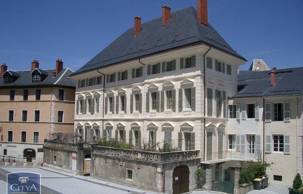 bureau 6 pièces 185 m2 à louer à Chambéry (73000)