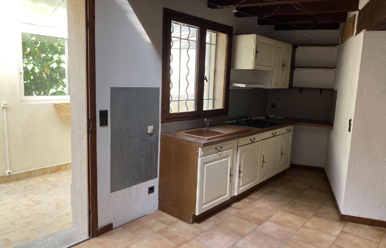 maison 4 pièces 95 m2 à vendre à Fontvieille (13990)