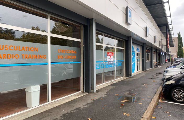 Pau secteur facultés - Locaux commerciaux 180m² — photo 4