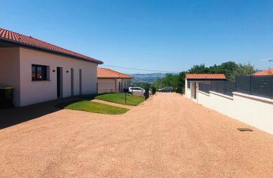 vente maison 290 500 € à proximité de Saint-Just-en-Chevalet (42430)