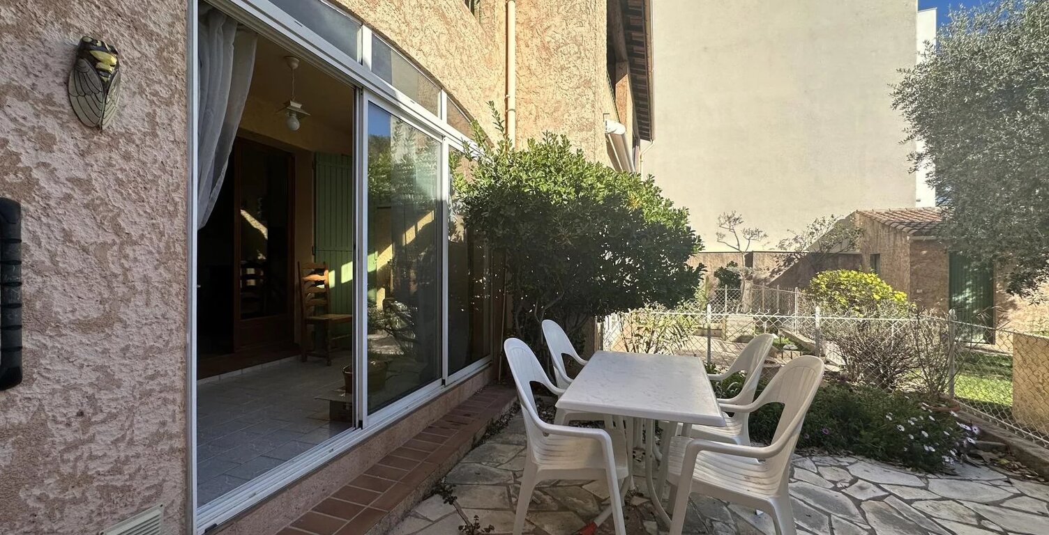 CŒUR DE VILLAGE 2 PIÈCES TOUT A PIED — photo 1