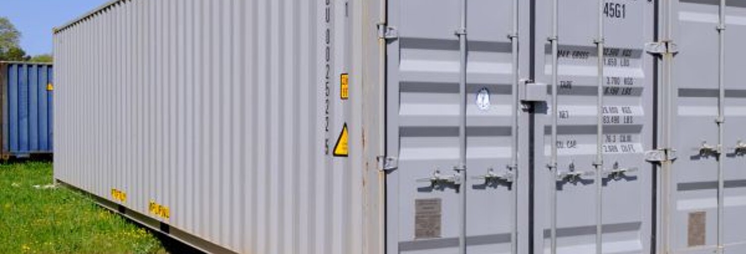 Garage  28 m² à louer à Peyrolles-en-Provence (13860)