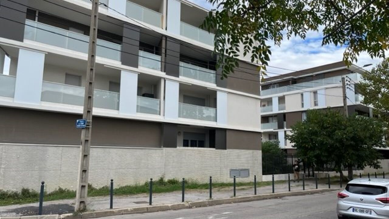 garage  pièces  m2 à louer à Montpellier (34000)