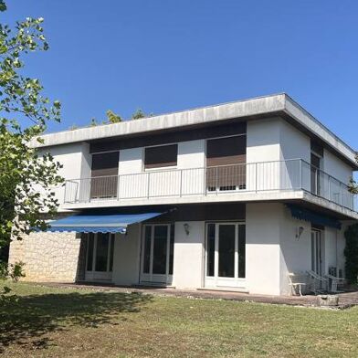 Maison 8 pièces 276120 €