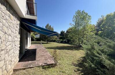 Maison art déco de 8 pièces principales — photo du bien