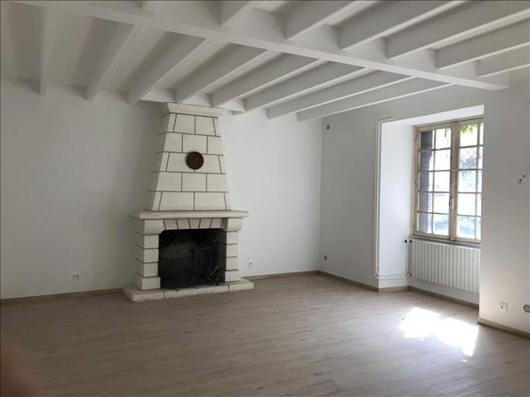 Maison de bourg de 7 pièces principales — photo 1
