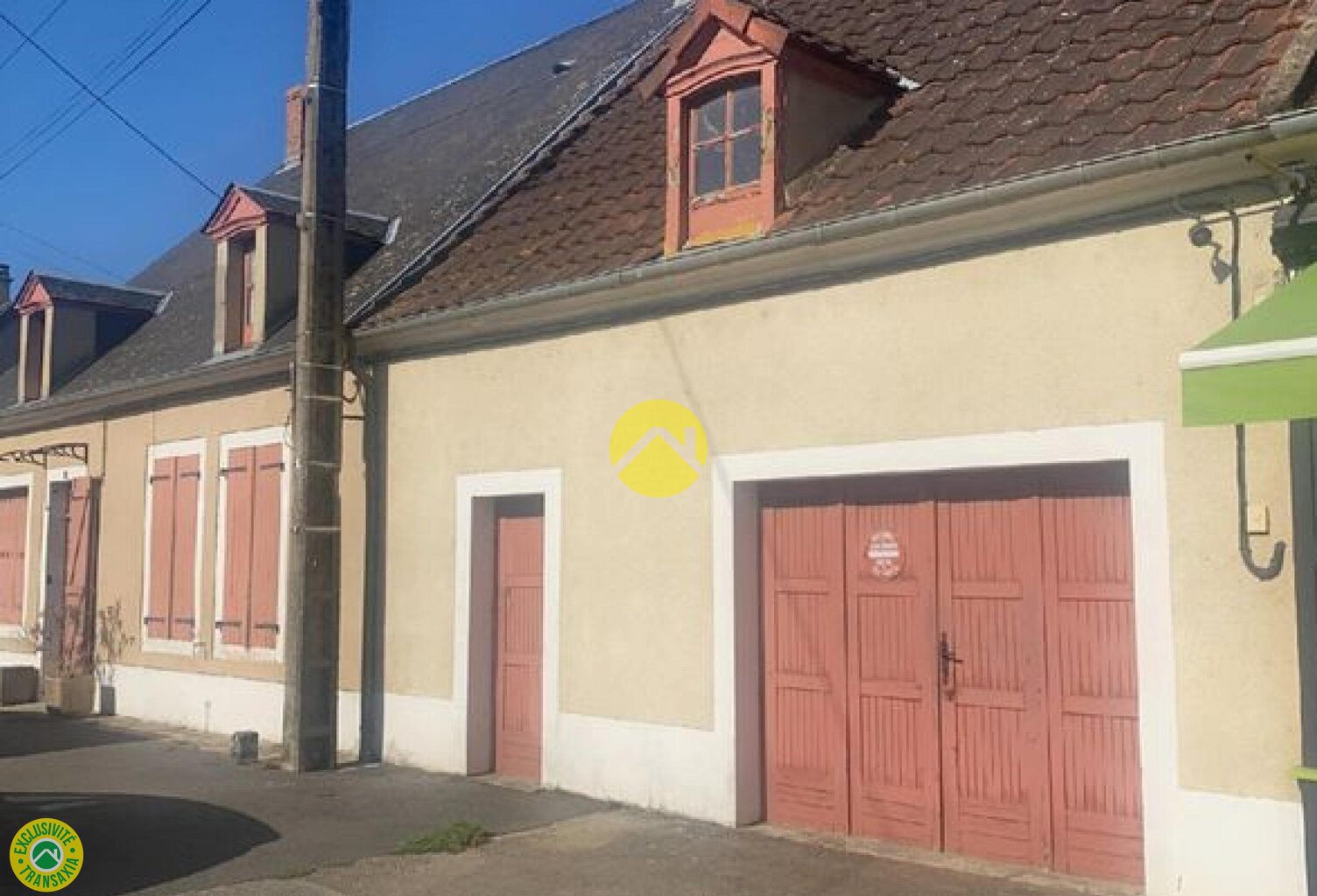 Grande maison de bourg  — photo 1