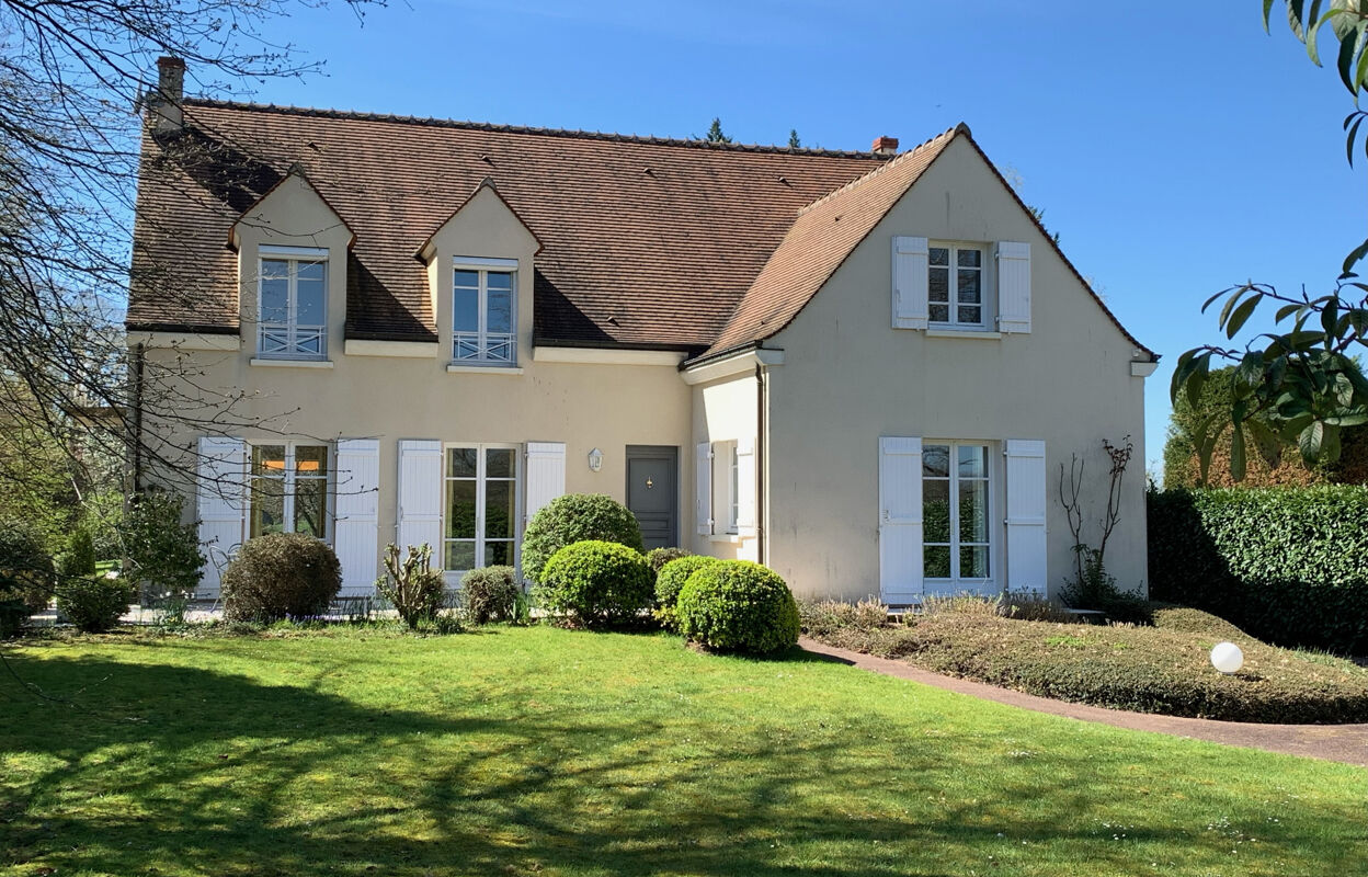 maison 5 pièces 186 m2 à vendre à La Chapelle-Montlinard (18140)