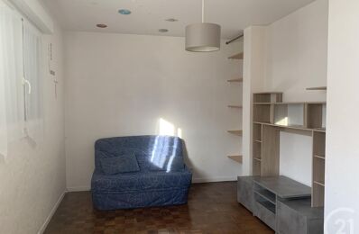 location appartement 335 € CC /mois à proximité de Buzançais (36500)