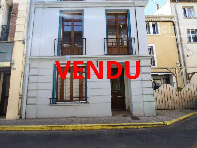 VENDU une maison de charme avec un puits, terrasse et jardin — photo du bien