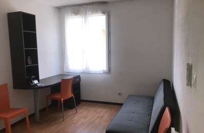 location appartement 385 € CC /mois à proximité de Meyreuil (13590)