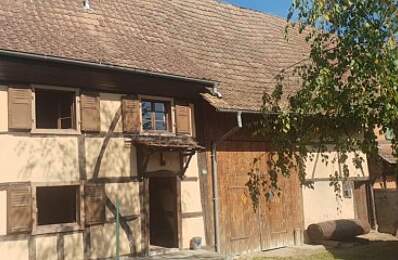 Réf: 11060 Secteur Seppois le Bas - Friesen: Corps de ferme/maison alsacienne avec grange attenante, mitoyenne. Maison env. 100 m² — photo du bien
