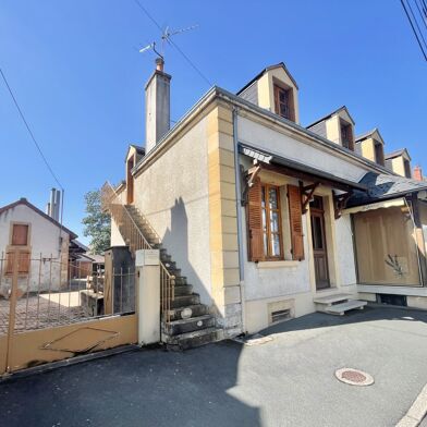 Maison 9 pièces 145 m²