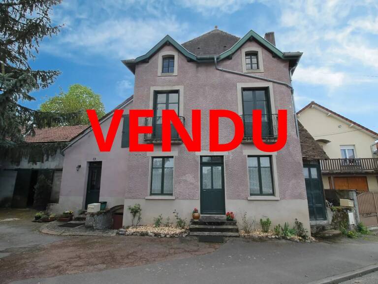 Maison de village avec histoire à vendre à Toulon-sur-Arroux — photo 1