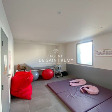 Commerce  498000 €