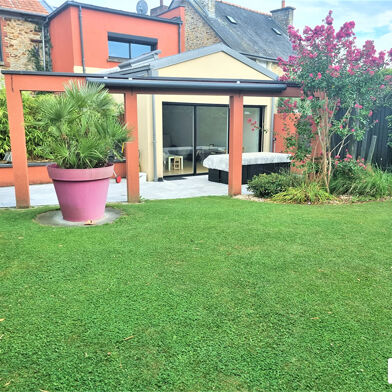 Maison 5 pièces 426400 €