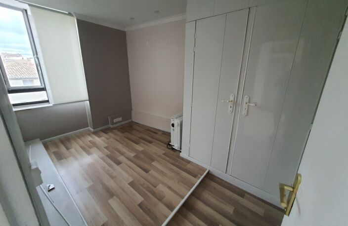 Bureau — photo 4