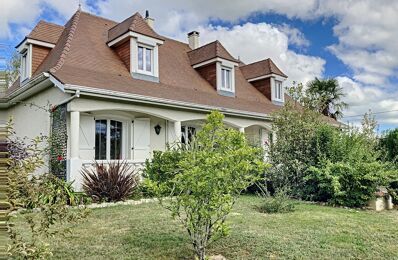 vente maison 329 000 € à proximité de Fichous-Riumayou (64410)