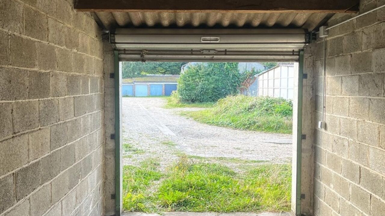 garage  pièces 15 m2 à vendre à Amiens (80000)