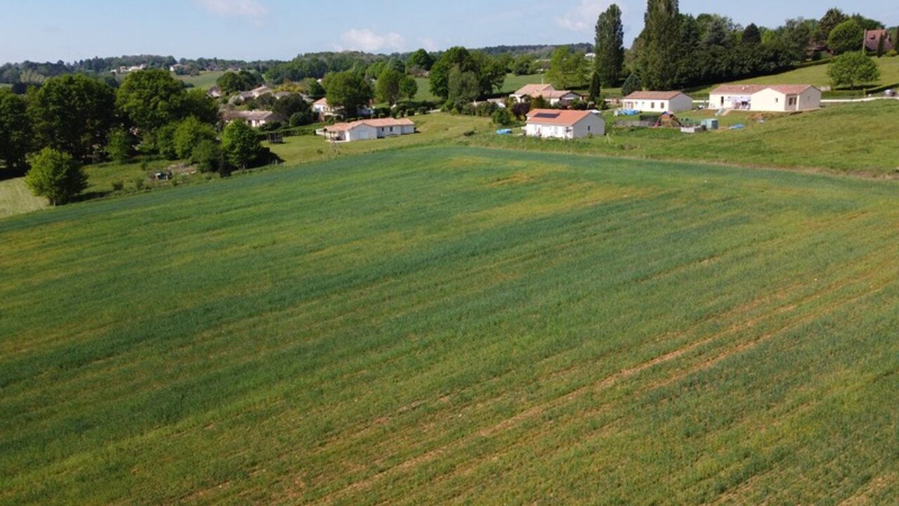 terrain  pièces 13641 m2 à vendre à La Douze (24330)