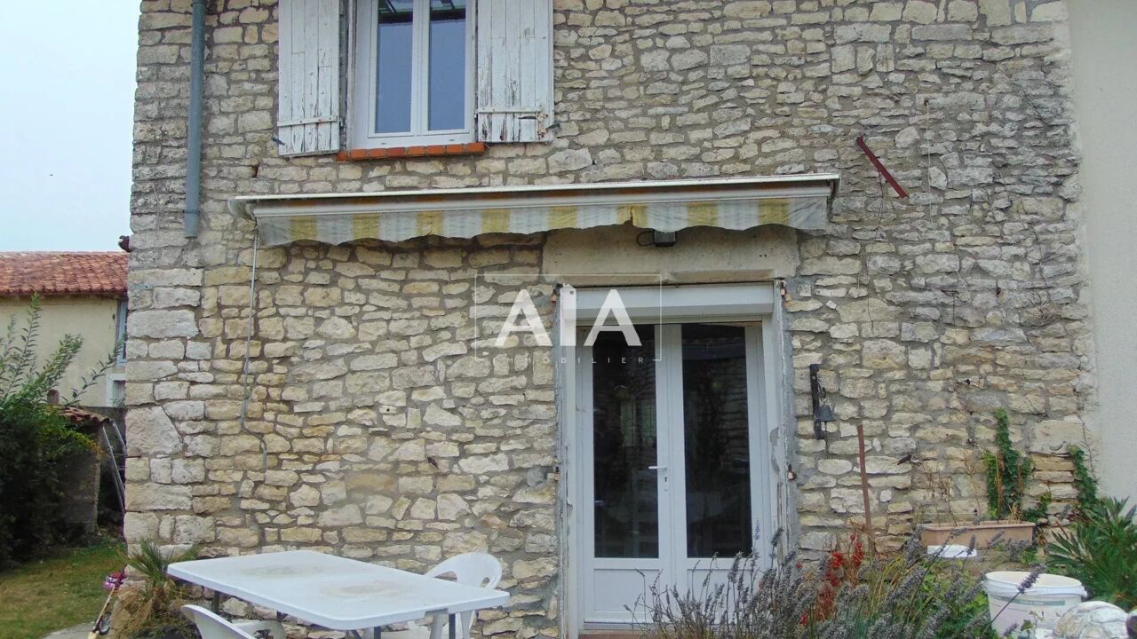 maison 5 pièces 167 m2 à vendre à Ruffec (16700)