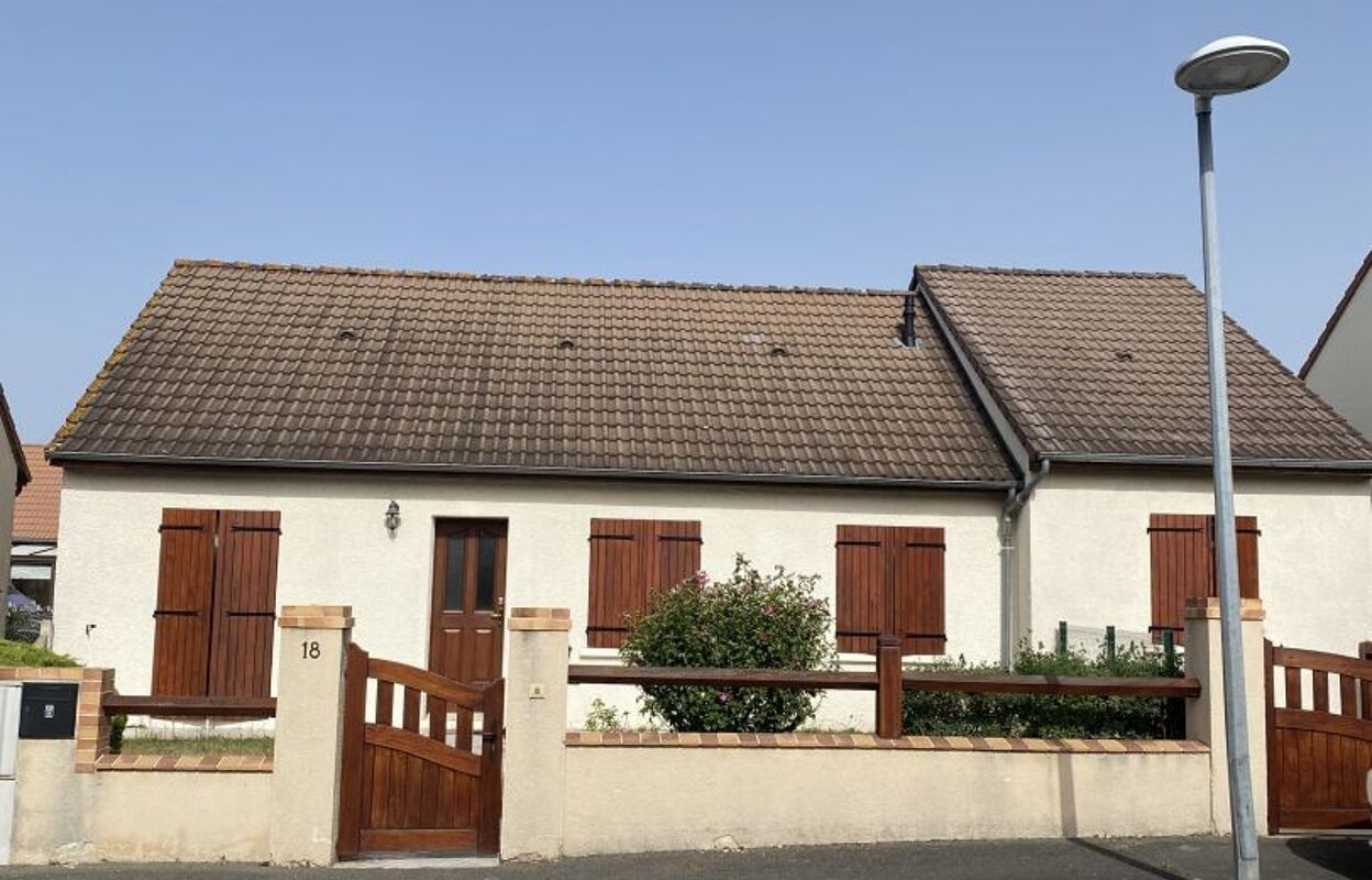 maison 6 pièces 109 m2 à vendre à Bourges (18000)