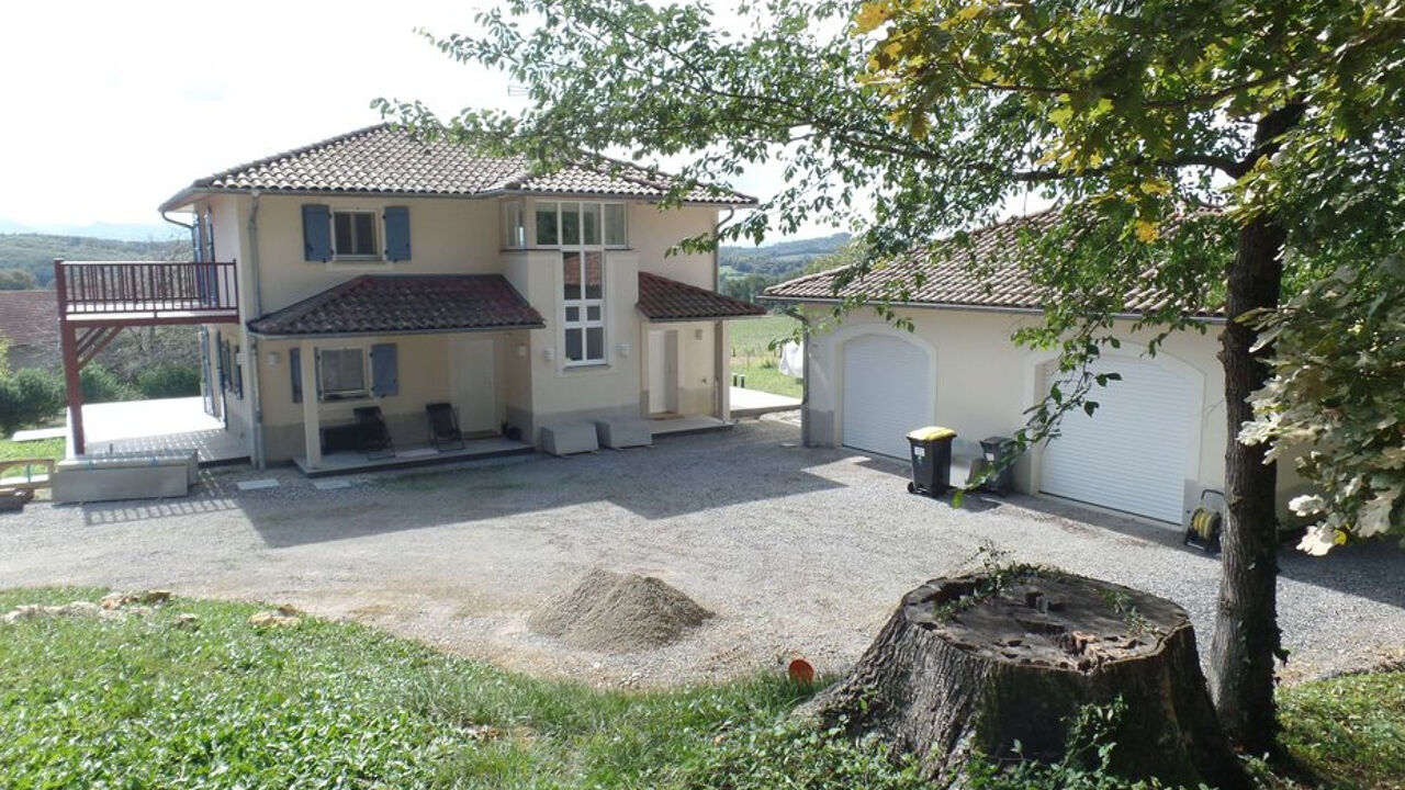 maison 5 pièces 124 m2 à vendre à Tabaille-Usquain (64190)