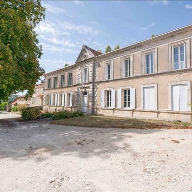 Maison 16 pièces 447 m²