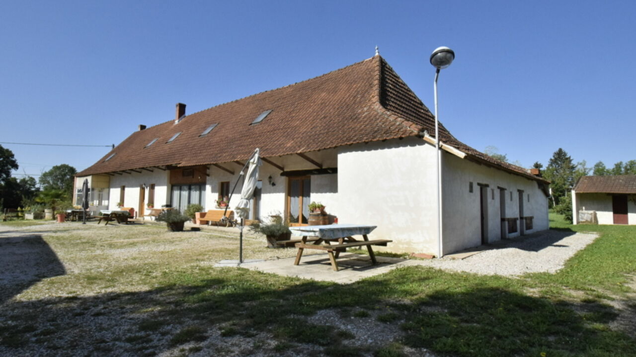 maison 6 pièces 430 m2 à vendre à Pierre-de-Bresse (71270)