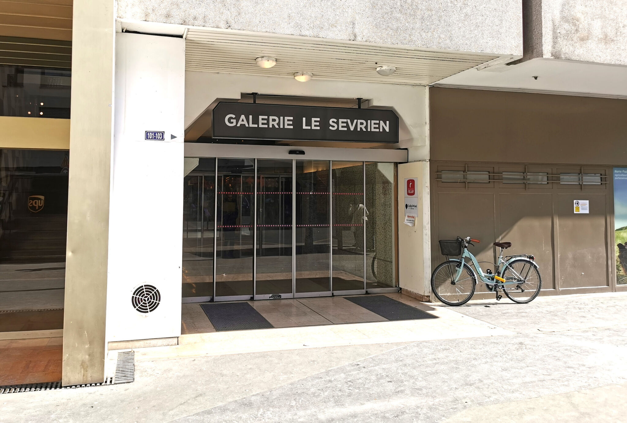Paris 6eme Local commercial 32 m²
