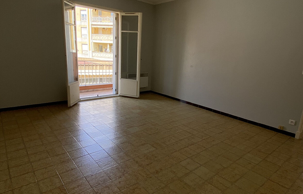 appartement 5 pièces 100 m2 à louer à Saint-André-de-la-Roche (06730)