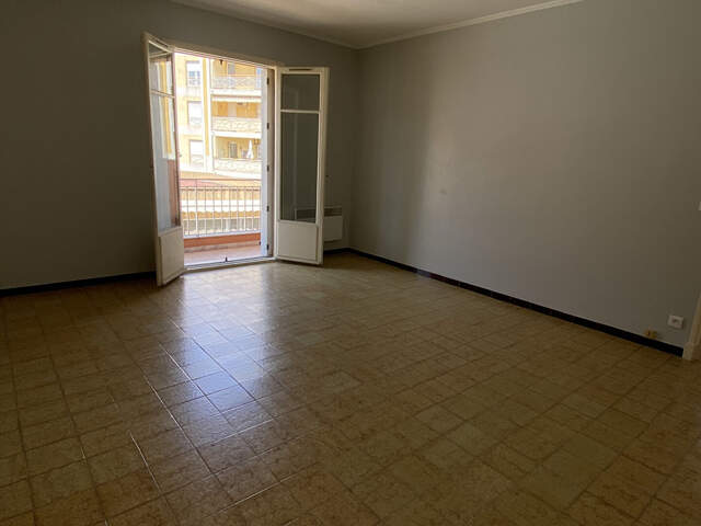 Appartement Saint Andre De La Roche T5 à louer — photo du bien