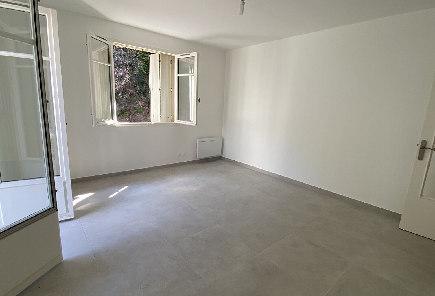 Appartement Saint Andre De La RocheT4 à Louer — photo 1