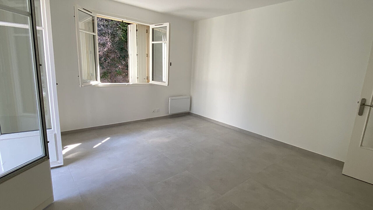 appartement 4 pièces 80 m2 à louer à Saint-André-de-la-Roche (06730)