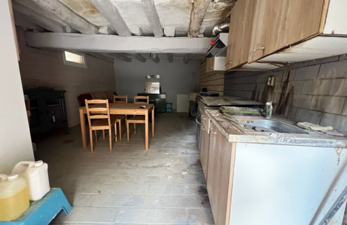MAISON MITOYENNE SITUEE DANS LE VILLAGE ESPAGNOL D'UJUE — photo 2