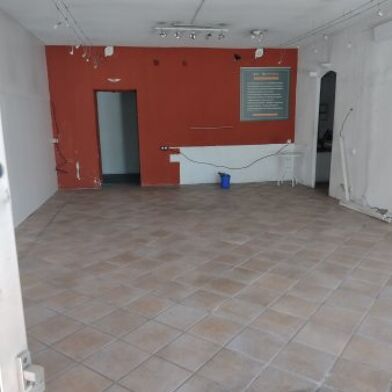 Commerce  110000 €