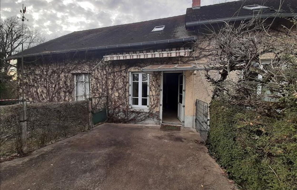 maison 5 pièces 140 m2 à vendre à Le Chalard (87500)