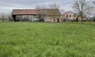 Terrain  2455 m² à vendre à Biozat (03800)