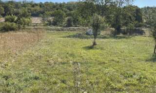 Terrain  1635 m² à vendre à Créchy (03150)