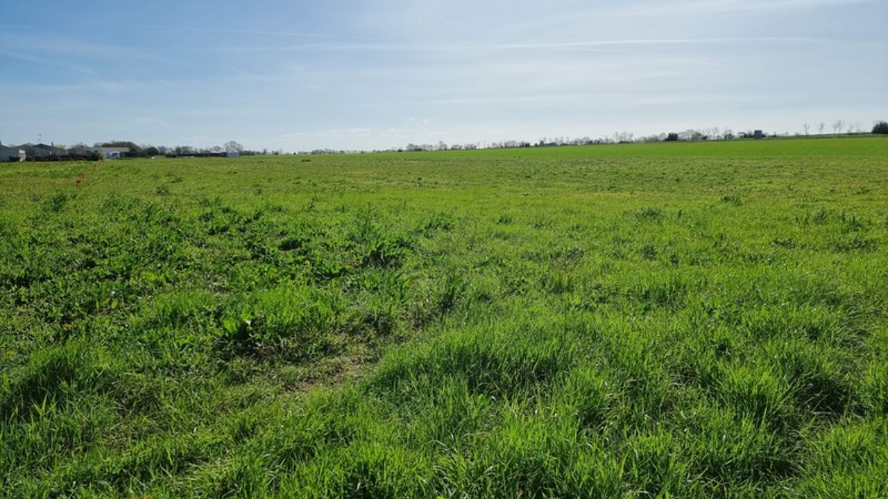 terrain  pièces 356 m2 à vendre à Surgères (17700)