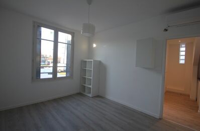 location bureau 710 € CC /mois à proximité de Villeneuve-la-Garenne (92390)