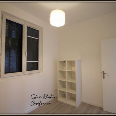 Bureau 1 pièce 9 m²
